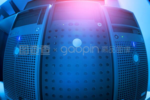 網絡服務器與云計算裝備技術服務 驅動數字化轉型的雙引擎
